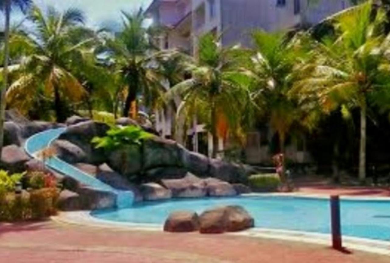 Hagia Medina Muslims Guesthouse Porto Dickson Exterior foto